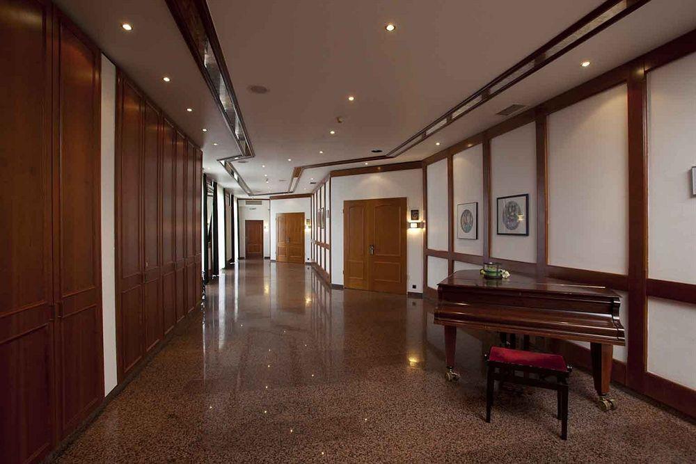 Hotel Frechener Hof Exterior photo